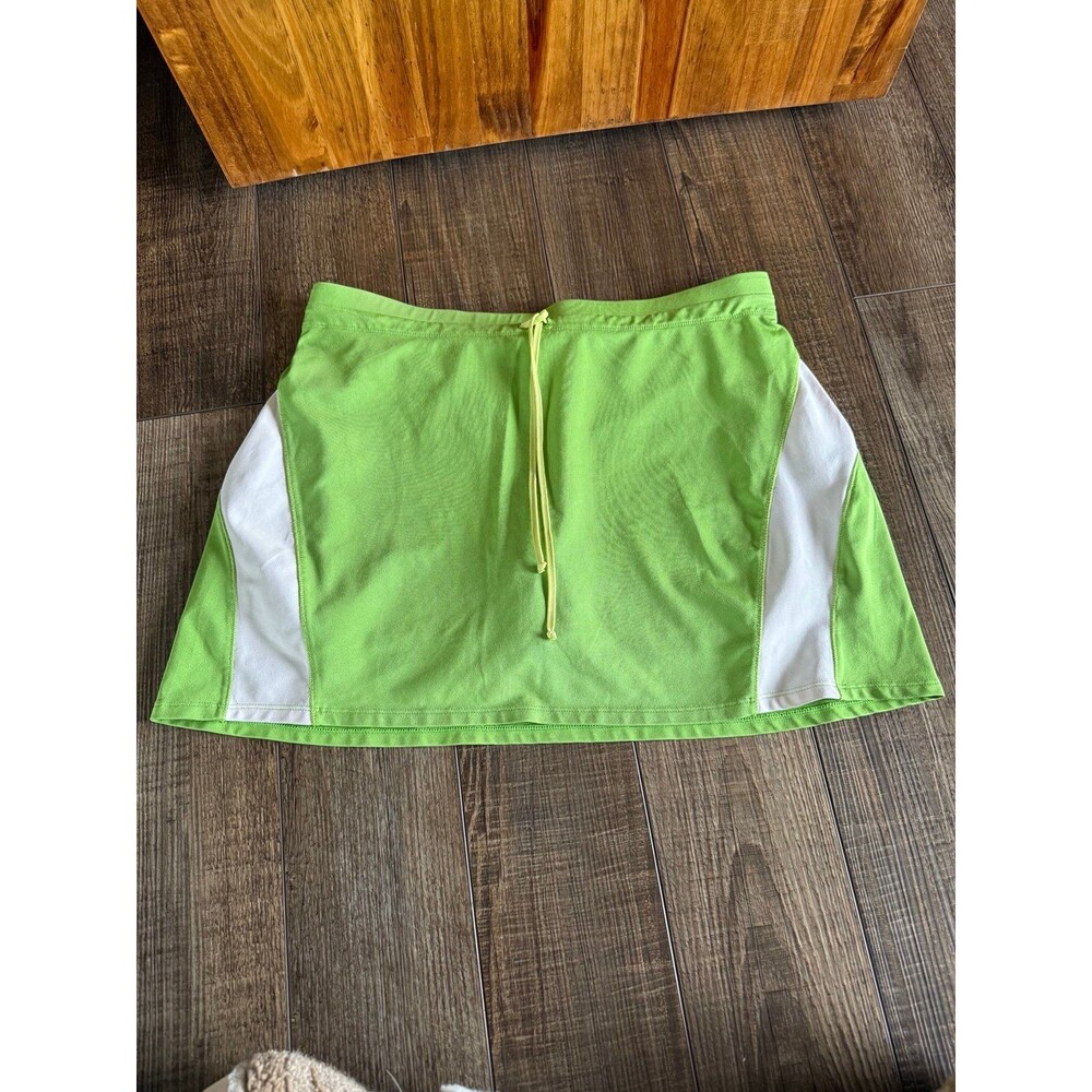 Athleta Bright Green Athletic Skort Sz. Medium